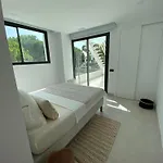 Mas Del Cullou, Moderne In Andalusien, In Der Naehe Vom Appartement *